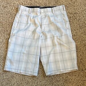 Nike Golf Tour Performance Men's Light Gray Plaid Shorts - 30” waist